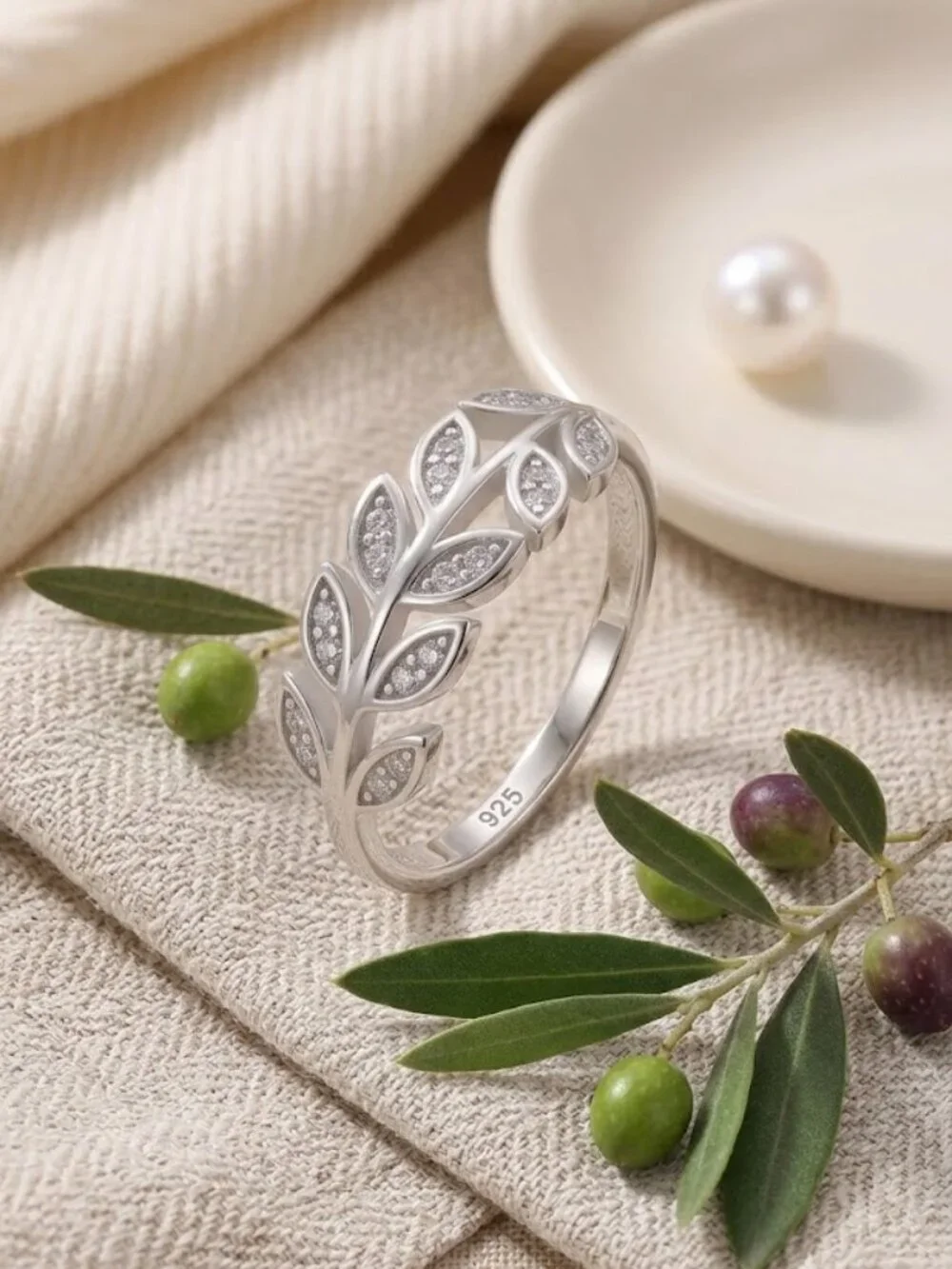 925 Sterling Silver Cubic Zirconia Leaf Vine Botanical Ring Cottagecore Size 8